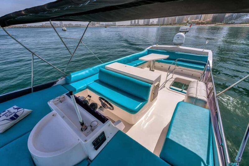 Dubai: 2-Hour Private Yacht Cruise around Burj Al-Arab - Key Points