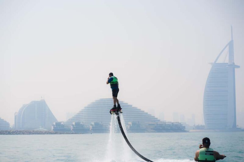 Dubai: 30-minute Flyboard with Instructor and Free Ice Cream - Who Will Love This Activity?