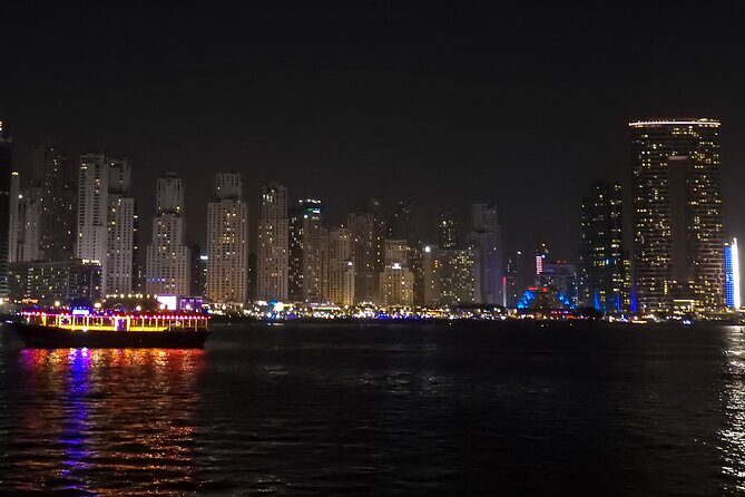 Dubai 5 Star Marina Dhow Cruise Dinner with Transfers - Who Should Consider This Tour?