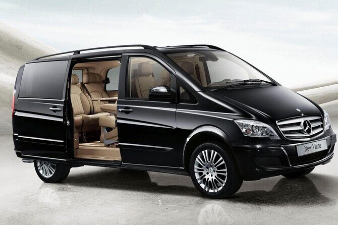 Dubai & Abu Dhabi Tour Mercedes Benz Viano with driver( Private) - Key Points