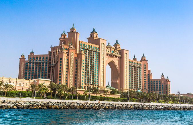 Dubai City Tour: Frame Tickets, Creek, Souks, Blue Mosque & Abra - Who Should Consider This Tour?