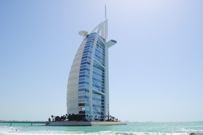 Dubai City Tour; Old vs New Dubai - Transportation and Comfort