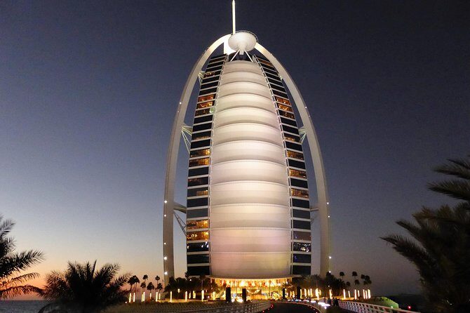 Dubai City Tour with Tour Guide - Pickup and Comfort: Starting on the Right Foot