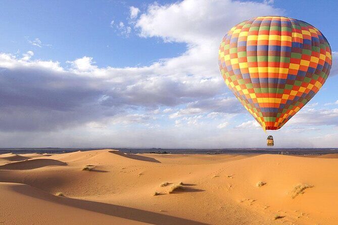 Dubai Desert By Hot Air Balloon With Falcon Show and Camel - The Hot Air Balloon Experience: Soaring Over the Dunes