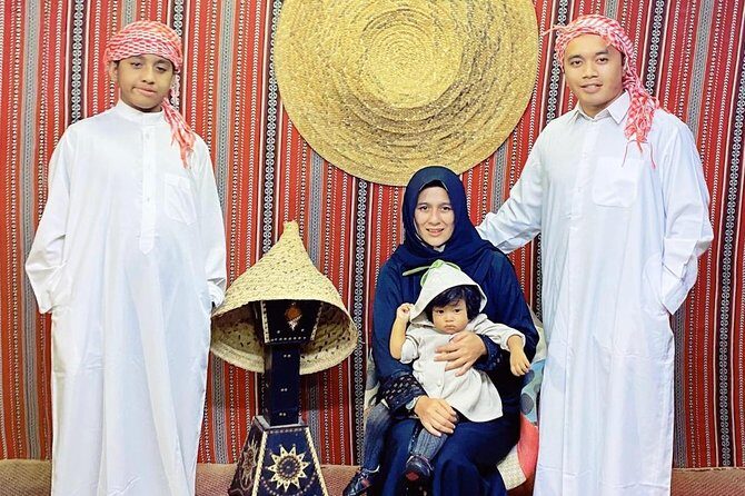 Dubai Desert Safari, Evening at Red-Dunes, 5* BBQ Dinner - An In-Depth Look at the Experience