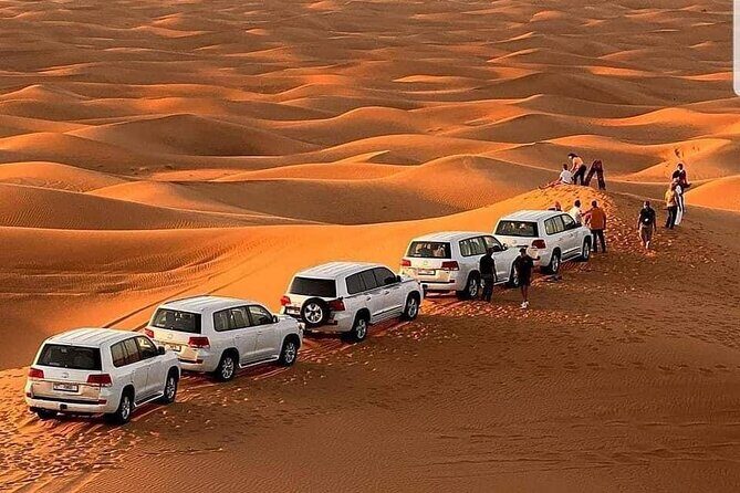 Dubai Desert Safari with 4x4 Cars, Live BBQ, Shows & Much more - Key Points