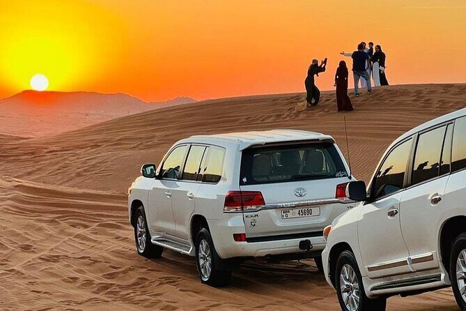 Dubai Desert Safari With Dinner And Live Shows - A Closer Look at the Dubai Desert Safari Experience