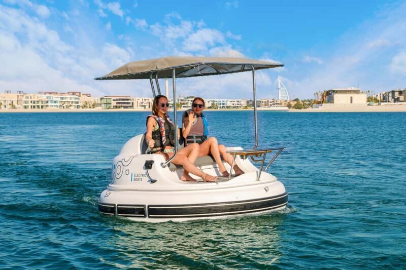 Dubai: Electric Self-Drive Boat Ride in the Palm Jumeirah - The Boats and the Ride