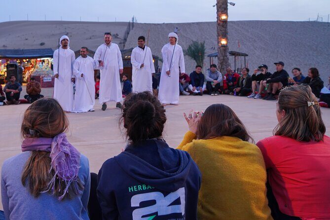 Dubai Evening Desert safari & BBQ Dinner-Pickup From Dubai mall - Who Is This Tour Best For?