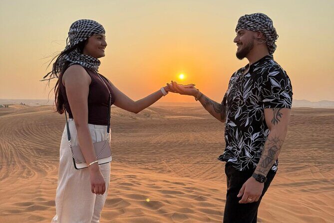 Dubai Evening Desert Safari With BBQ Dinner - Key Points