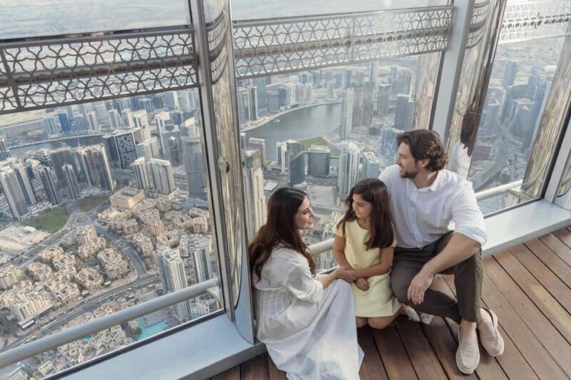 Dubai: Fast Track Entry to Burj Khalifa Levels 124 & 125 - Analyzing the Cost and Value