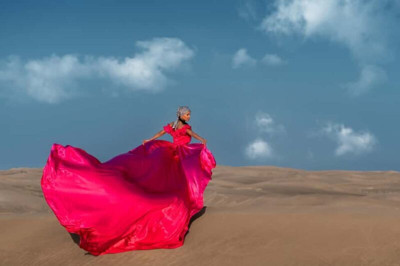 Dubai: Flying Dress Photo © Photoshoot "Marilyn Package" - Transportation and Convenience