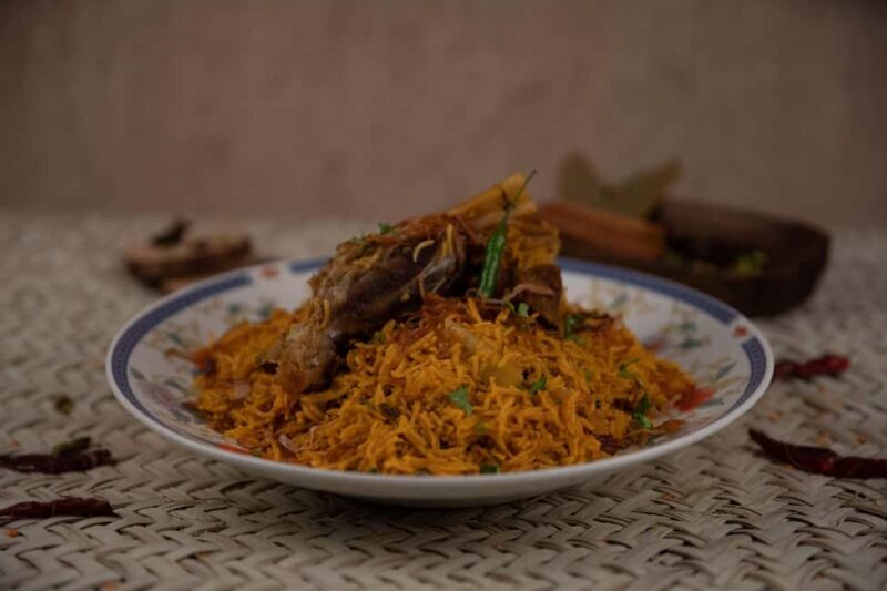 Dubai Food Tour: 4 Cuisines, Souks & Street Bites - Key Points