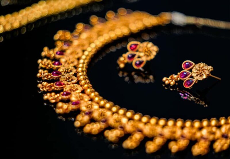 Dubai: Gold Souk VIP Shopping Tour with Private Car - Key Points