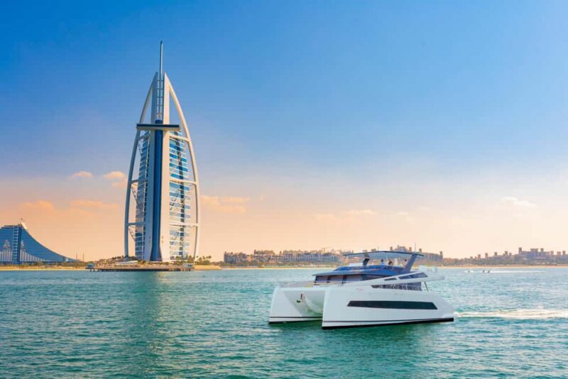 Dubai Harbour : Luxury Yacht Tour with Private Transfer - Key Points
