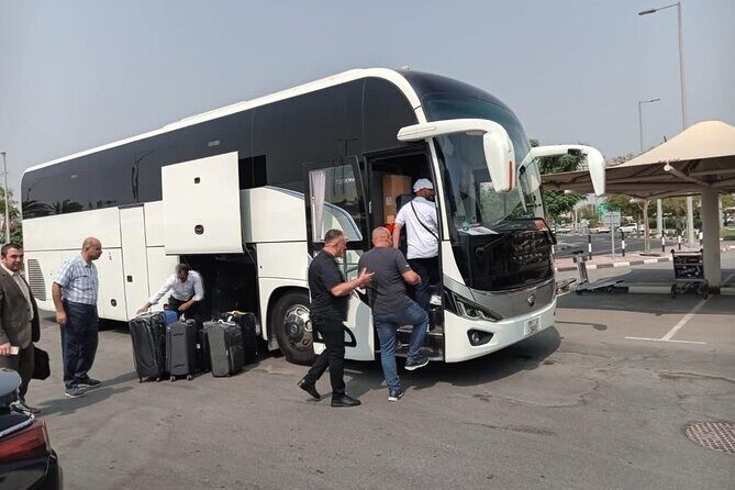 Dubai: Hire Private Vehicle with Driver for Full Day - FAQs