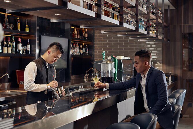 Dubai International Airport Plaza Premium Lounge at Terminal 3 - FAQ