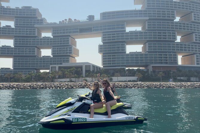 Dubai Jet ski 60 minute Guided Sightseeing Tour - FAQs
