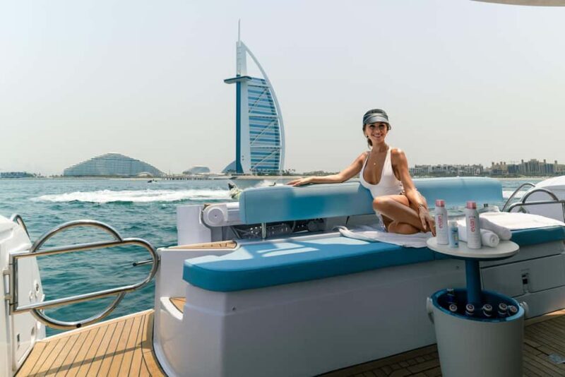 Dubai: Luxury Private Yacht Cruise with Captain and Crew - Why Choose This Yacht Cruise?