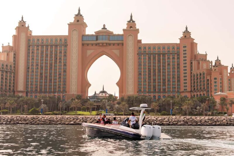 Dubai Marina: 1-Hour Luxury Sightseeing Speedboat Tour - FAQ