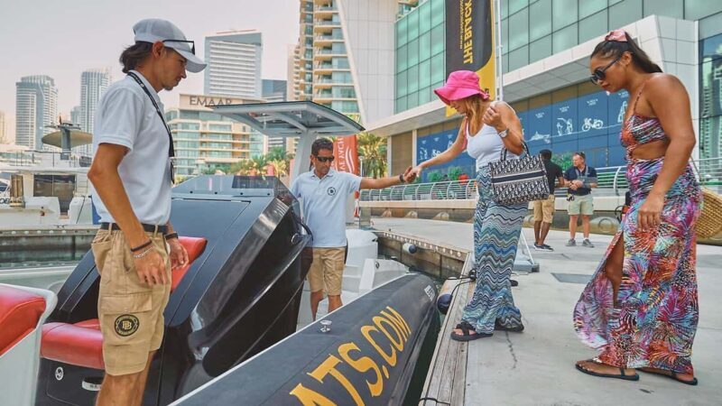 Dubai Marina: The Black Boats 100-Min Private Tour - The Itinerary in Detail