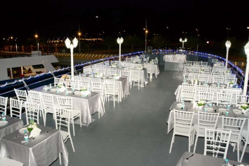 Dubai Marina Unique Dinner Cruise - What to Expect from the Dubai Marina Dinner Cruise