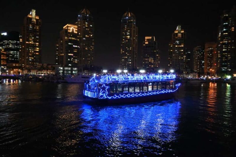 Dubai Marina Unique Dinner Cruise - Who Will Love This Cruise?