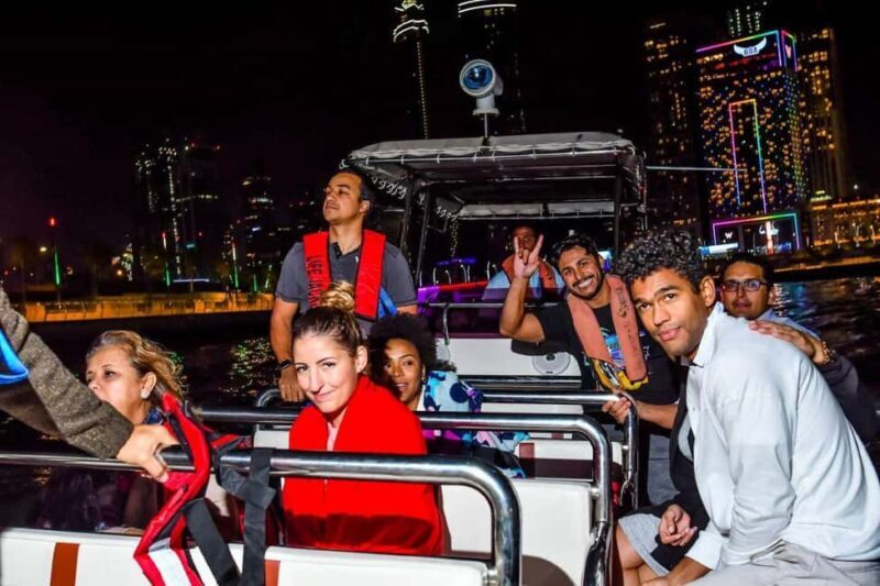 Dubai - New Year's Eve Fireworks show on a Speedboat - Key Points