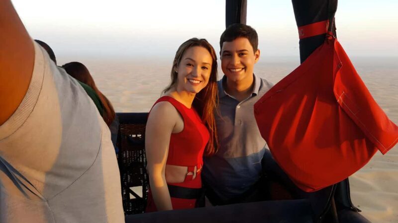 Dubai: Private Hot Air Balloon Tour Over the Dubai Desert - An In-Depth Look at the Experience