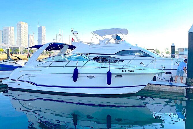 Dubai: Private Yacht Cruise on a 34 Ft Yacht - A Closer Look at the Yacht Experience in Dubai