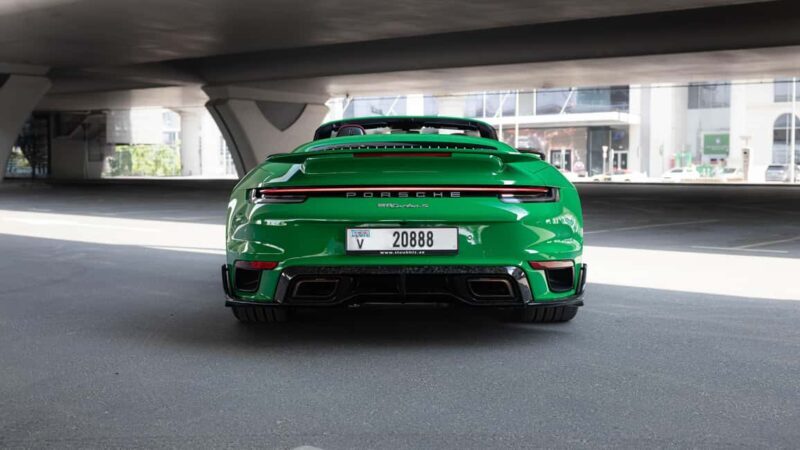 Dubai: Rent Porsche 911 Turbo S - FAQ