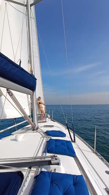 Dubai: Sailboat Cruise incl. Atlantis, Burj Al Arab/Khalifa - An In-Depth Look at What to Expect