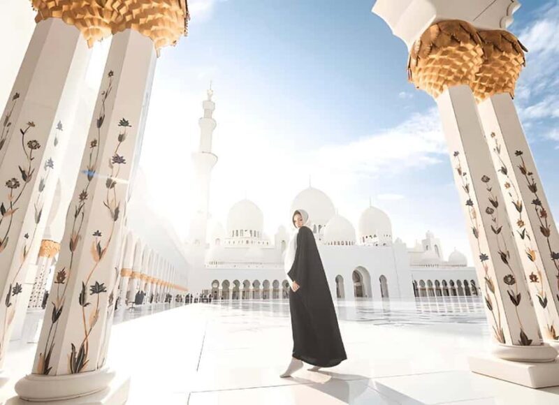 Dubai: Sheikh Zayed Mosque & Ferrari World Entry w/ Transfer - An In-Depth Look at the Tour