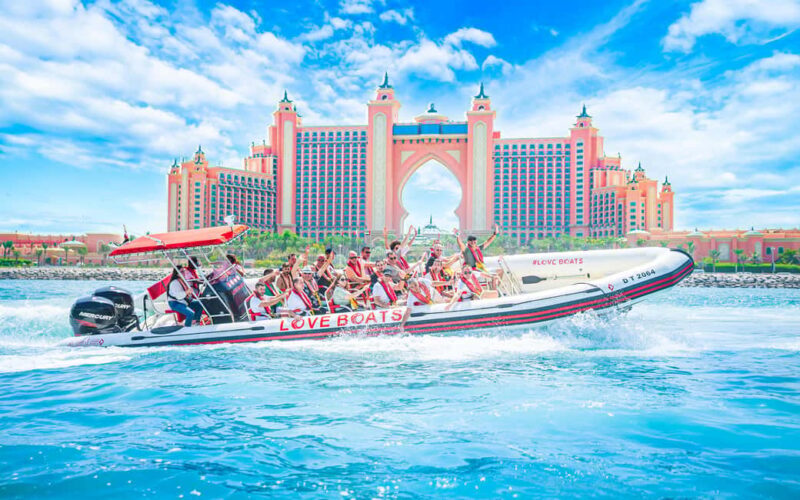 Dubai: Sightseeing Speedboat Tour with Live Tour Guide - Key Points