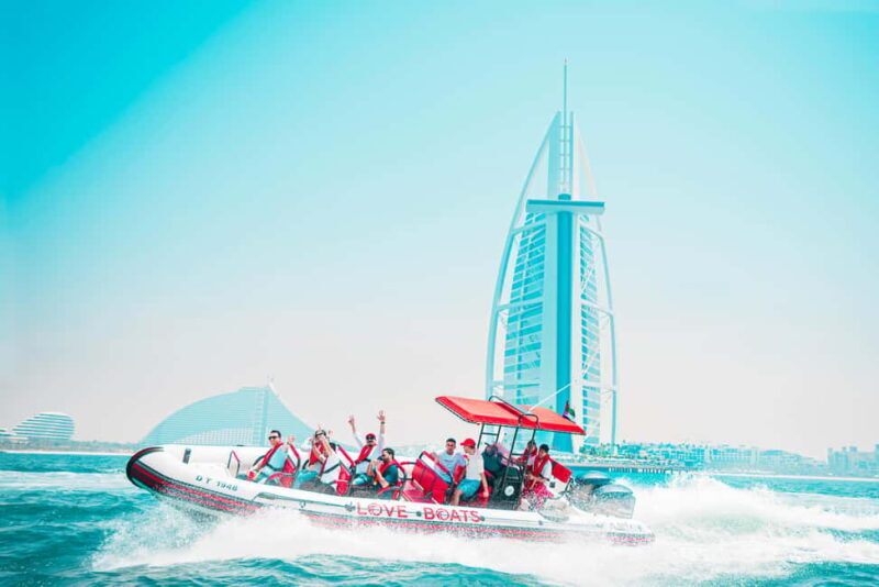 Dubai: Sightseeing Speedboat Tour with Live Tour Guide - The Experience: Thrills and Photos