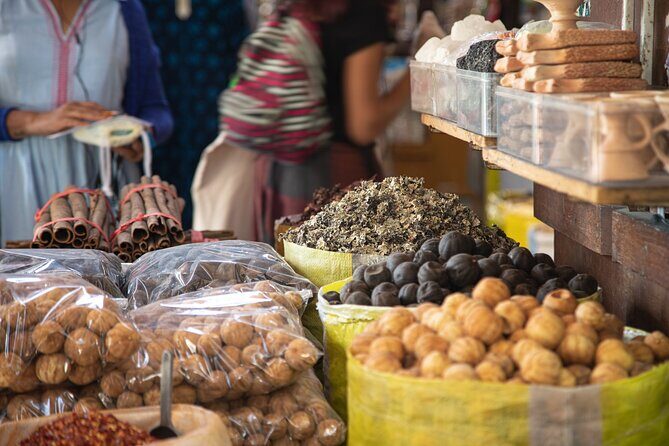 Dubai Souks, Food & Culture Walking Tour - Who Will Love This Tour?