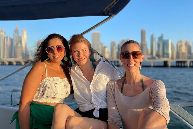 Dubai Sunset Cruise with Snacks and Drinks - Dubai Sunset Cruise with Snacks and Drinks: A Practical Review