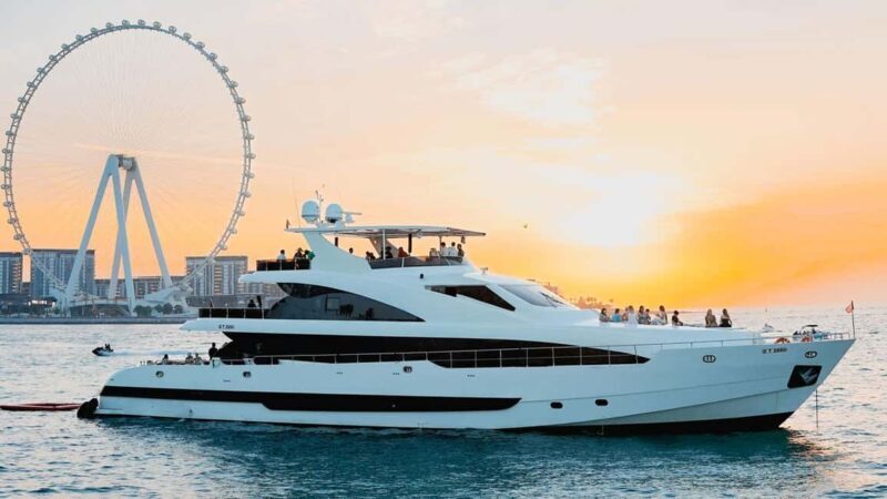 Dubai: Superyacht Experience with Live Music & Drinks - Practical Considerations for Travelers