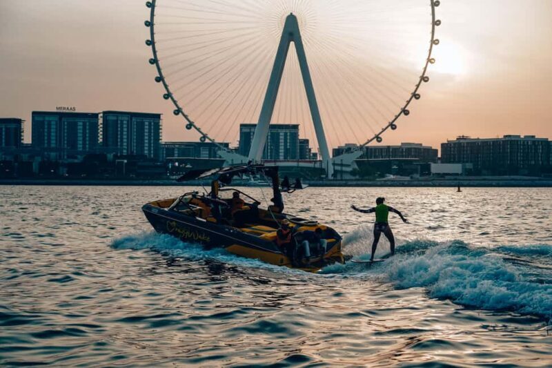 Dubai wakesurfing & wakeboarding: Snacks & drinks included! - An Unforgettable Water Adventure in Dubai Marina