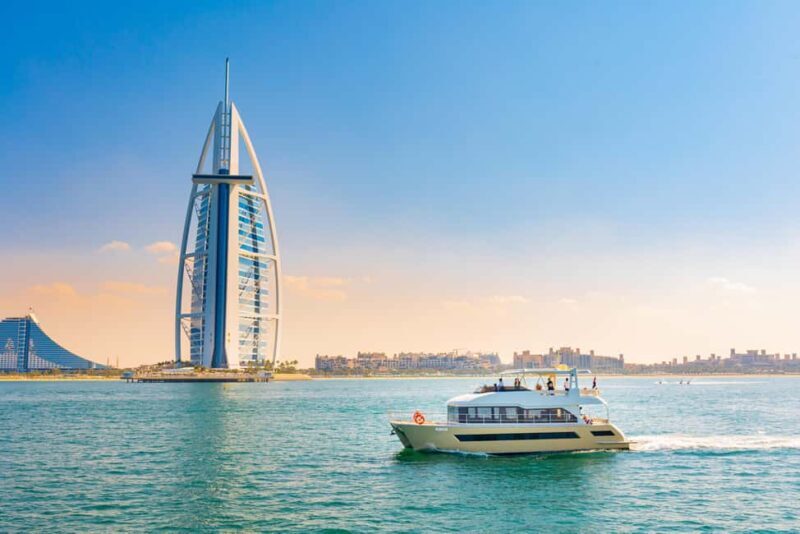 Dubai Waves & Dunes: Luxury Yacht Cruise w/ Red Dunes Safari - FAQ