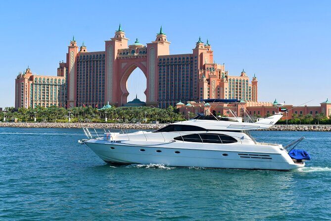 Dubai Yacht Rental - Book 58 ft Private Yacht up to 28 persons - Who Is This Tour Best Suited For?