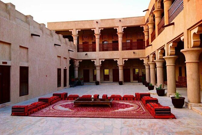 Dubai's Old Town Tour And have Lunch With Locals - An In-Depth Look at Dubais Old Town Tour