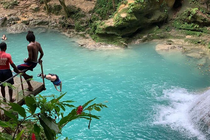Dunns River & Blue Hole Day Trip with Lunch - The Review from Past Travelers