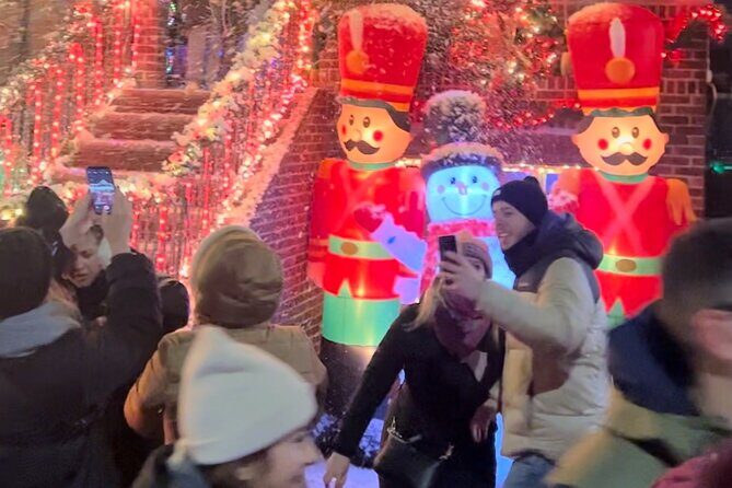 Dyker Heights Christmas Lights and NYC Skyline View Bus Tour - The Sum Up