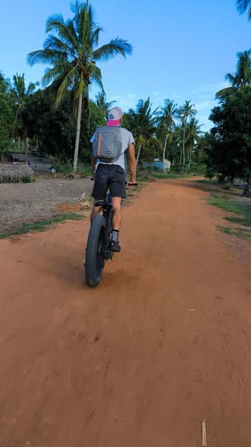 E-bike Tofo Tours: Tofo Beach, Mozambique - Practical Details and Considerations