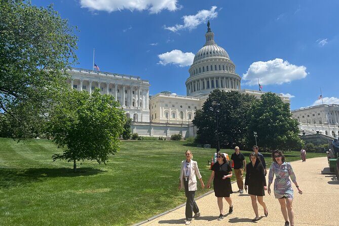 e-Scavenger hunt Washington: Explore the city at your own pace - Key Points