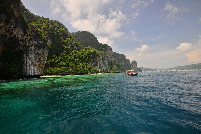 Early Bird Phi Phi Islands Tour From Phi Phi by Speedboat - Frequently Asked Questions