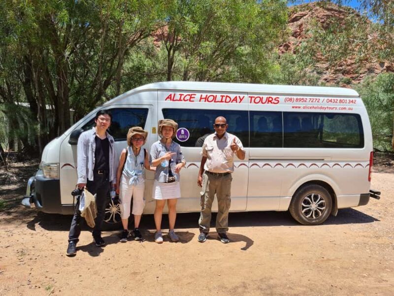 East MacDonnell Ranges Tour -Small Group - An Introduction to the Outback with a Small-Group Touch