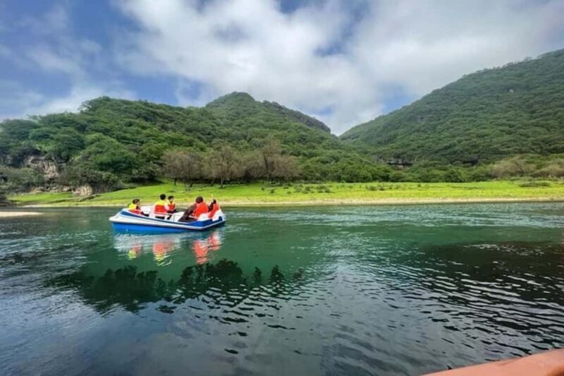 East of Salalah, Mountain, Camels, Waterfall, White beach - How the Tour Operates and What’s Included