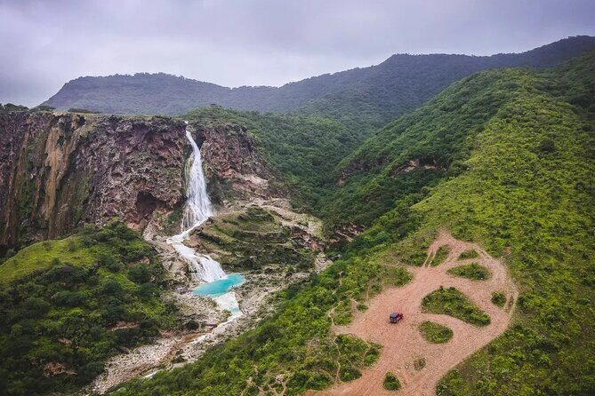 East & West Salalah Combination Tour - Darbat Waterfall, Mughsail - Who Should Consider This Tour?